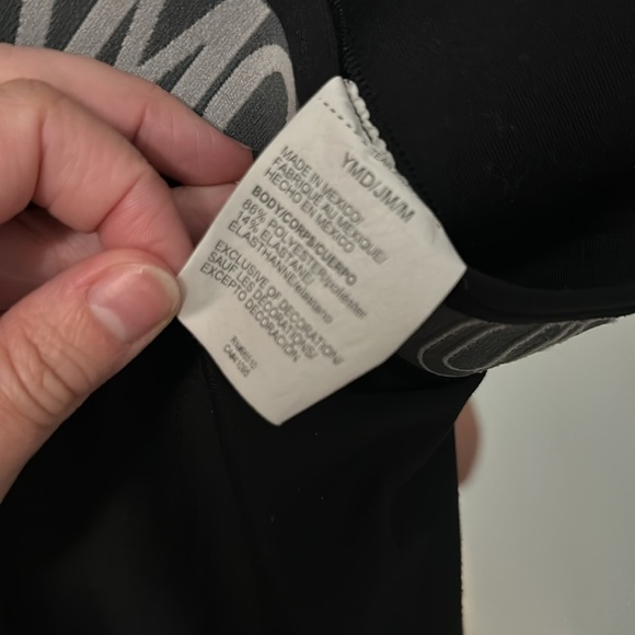 Under Armour gray and black leggings size medium (youth)! - Picture 4 of 4